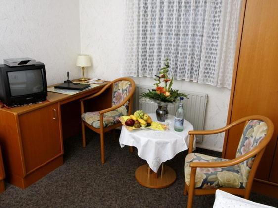 Hotel Restaurant Pempel Großalmerode Dış mekan fotoğraf